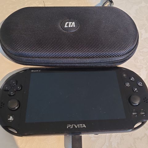 PS Vita PCH-2016