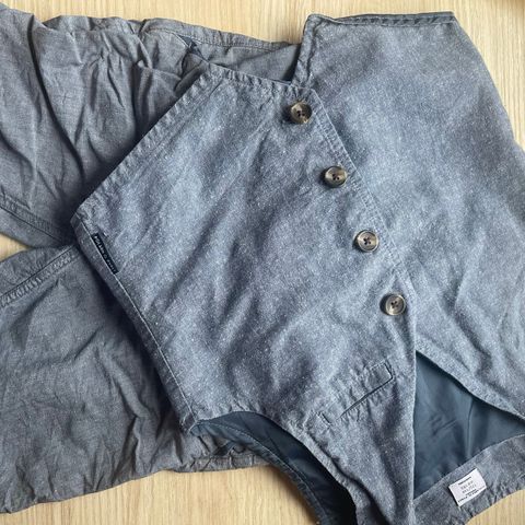 Sett med vest og shorts fra PoP str. 122/128