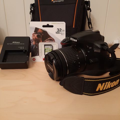 Nikon D3400 Pent og lite brukt med litt ekstra