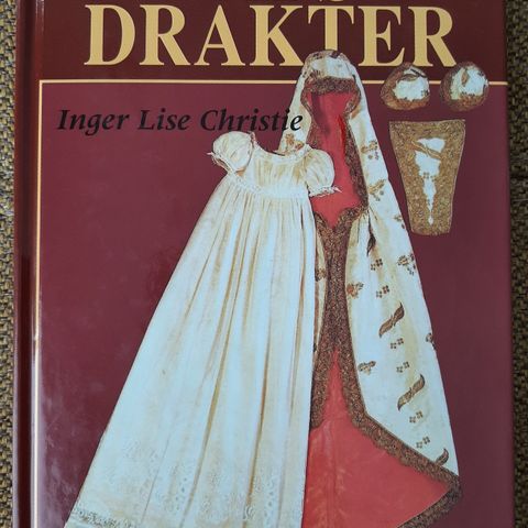 Dåpsdrakter (Inger Lise Christie) - kan sendes