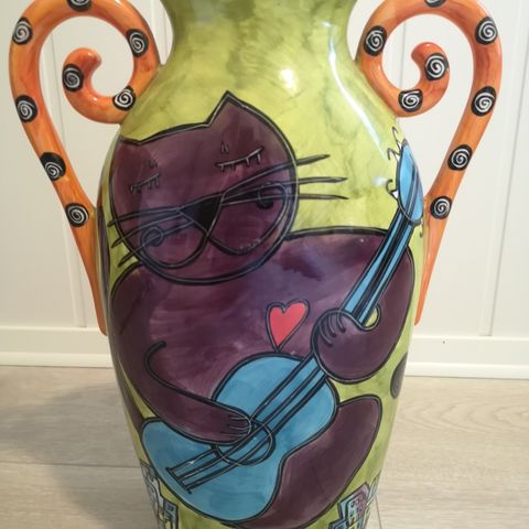 Vase med kattemotiv, Happy cat by Outi