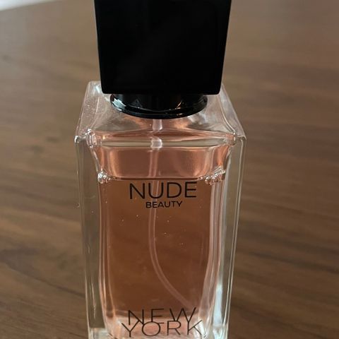 Nude Beauty - New York