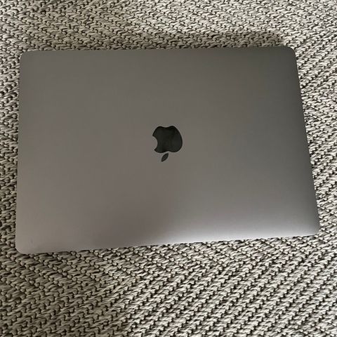 Macbook air 2020 8gb/256gb core i5