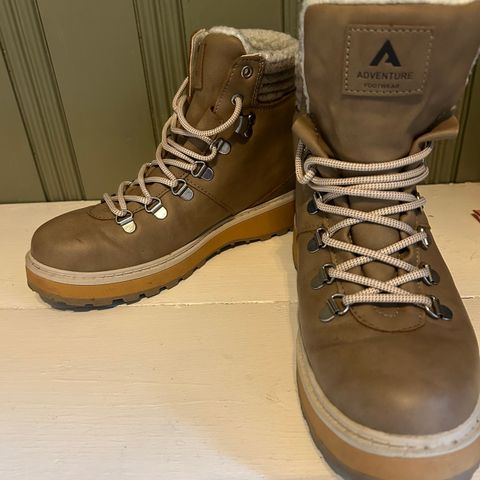 Adventure footwear, vintersko