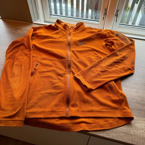 Arxteryx fleece (tynn) str L