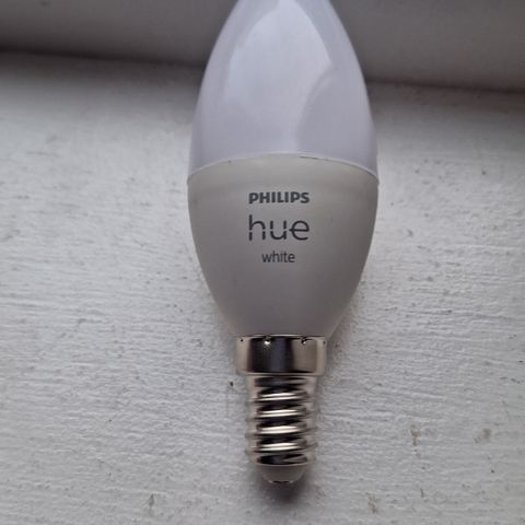 Philips Hue White E14 470lm