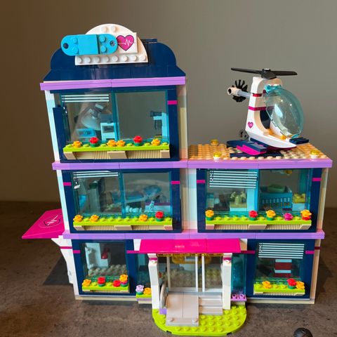 Lego friends sykehuset