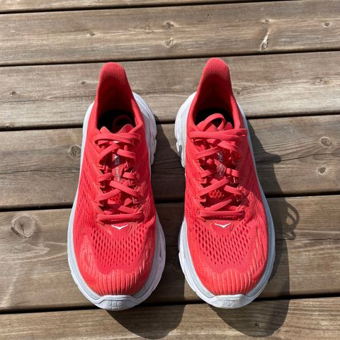 Hoka Clifton Edge