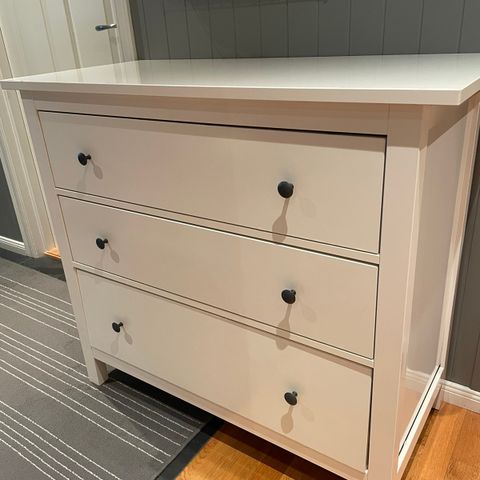 Hemnes kommode fra ikea