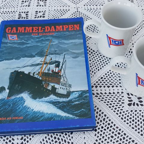 Gammel-dampen, TFDS krus og bok om ishavsskutenes historie .