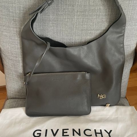 GIVENCHY HDG HOBO VESKE