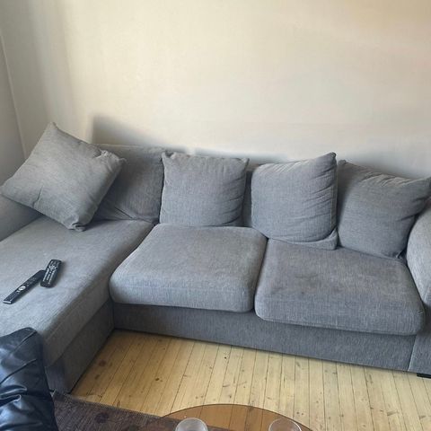 Sofa gis bort ved rask henting