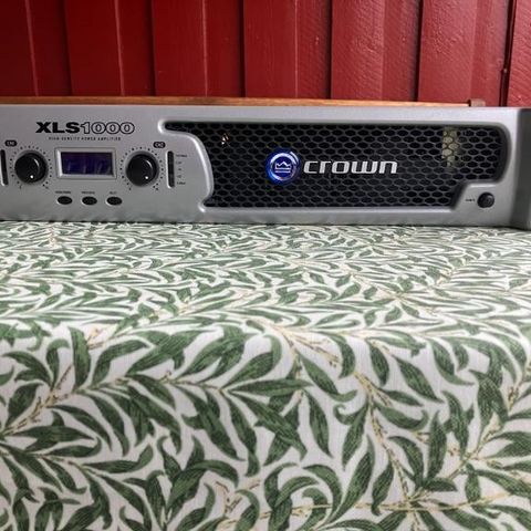 Crown XLS1000