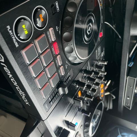 Pionner Dj- DDJ-400 Controller som ny