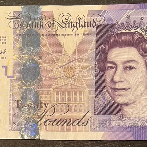 STORBRITTANIA. 20 POUND.  2015. P-392c.  UNC-