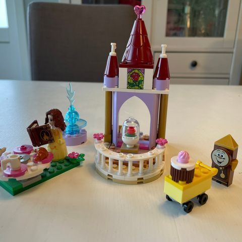 Lego juniors - skjønnheten og udyret