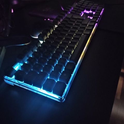 Tastatur selges