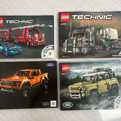 Diverse komplette Lego Technic-sett selges