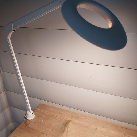 Lite brukt pult lampe,  kjempe godt lys