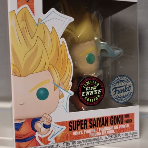 Super Saiyan Goku Funko Pop! Glow Chase