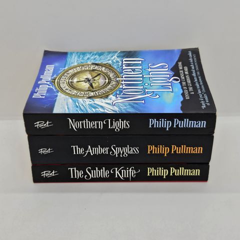 His dark materials bok 1-3. Engelsk pocket. Philip Pullman