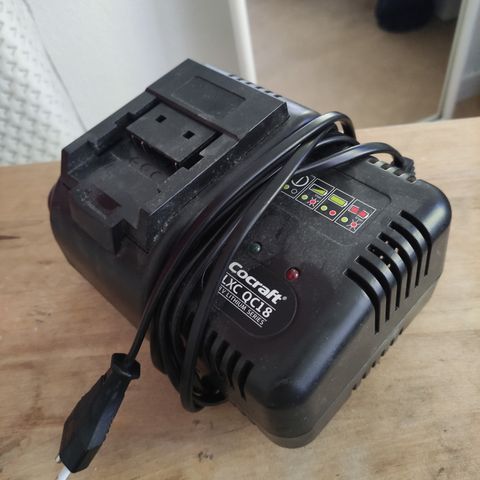 Cocraft 18 volt lader