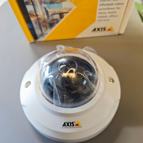 Ubrukt overvåkningskamera AXIS mini domes M3045-V