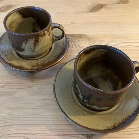 70-talls kopper , to stk.med skål