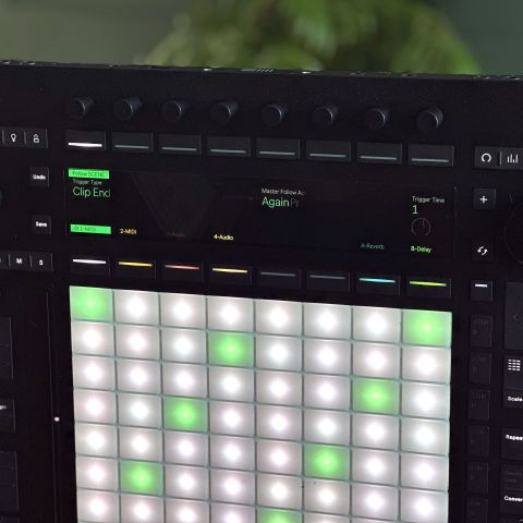 Ableton push 3 selges