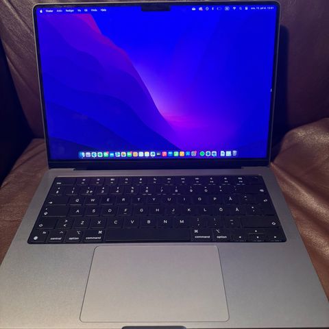 MacBook Pro M2 Pro chip with 10-core CPU and 16-core GPU, 512GB SSD - Space Grey