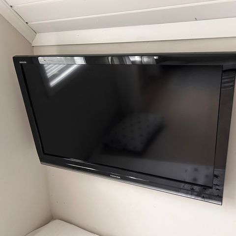 Toshiba regza 40» LCD TV