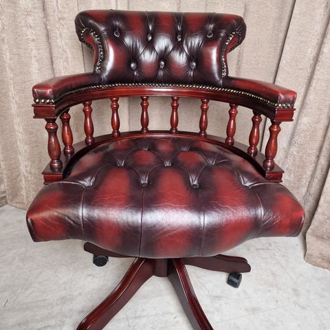 Chesterfield captain chair / kontorstol