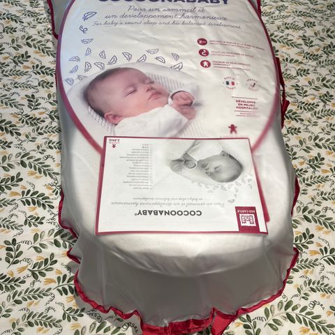 Cocoonababy babynest Red Castle