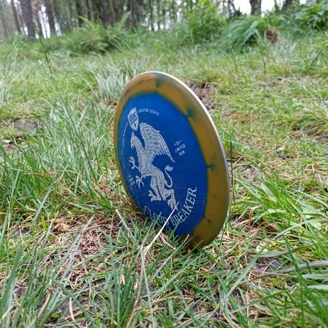 Discgolf lot , sett eller pakke ønskes kjøpt.