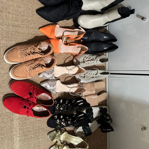 Boots, sandaler, pumps sneakers størrelse 38 og 39