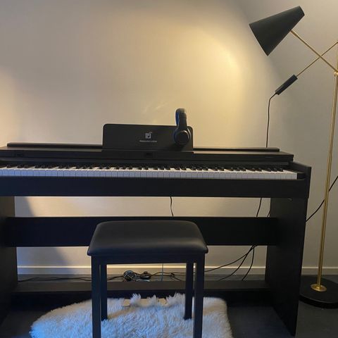 Digital Piano Med Vektede Tangenter
