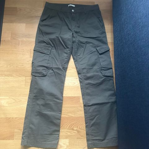 Cargo bukser fra Gina tricot
