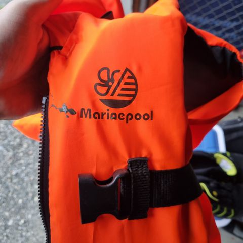 Marinepool redningsvest til barn 10-20kg