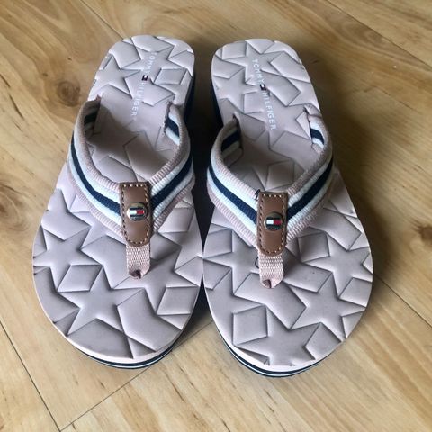 Tommy Hilfiger sandaler str 38