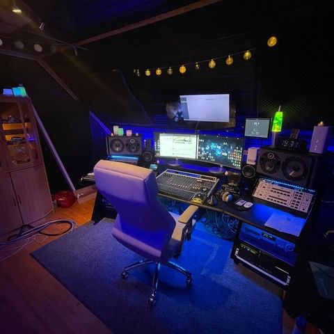 Studio Desk Proline MSL + Ergo 2 Studio Chair