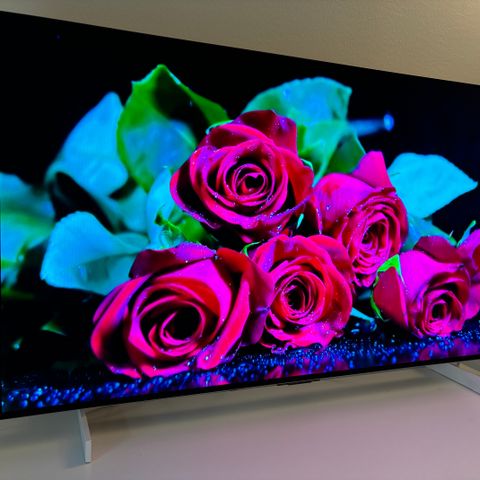 LG C2 42" OLED Calman Kalibrert - Garanti - Kvittering - Som ny