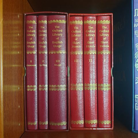 The Oxford Library of English Usage I-III