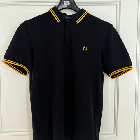 Fred Perry polo shirt str M