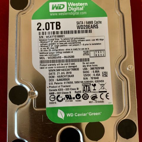 Western Digital  2.0 TB SATA /64MB Cache ( ble brukt som start disk på Mac Pro