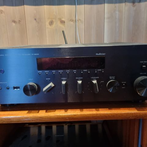 Yamaha forsterker R-N602