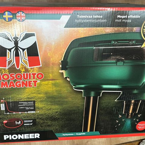 Myggmaskin - Pioneer mosquito magnet - holdt av