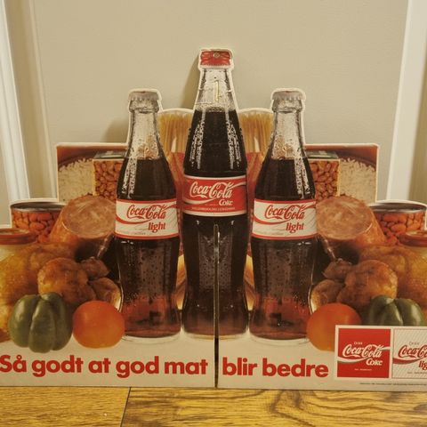 Coca-Cola pappreklame fra 80-tallet