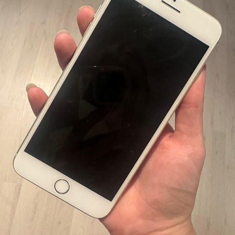 IPHONE 8 PLUSS, ØDELAGT