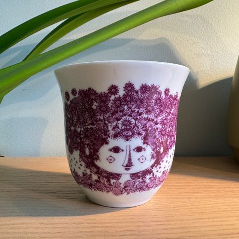 Bjørn Wiinblad Felicia isolert termokrus kopp i porselen med lilla farger