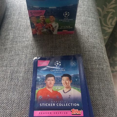 Topps Champions league 2019/2020 sticker